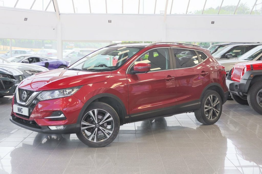 Nissan Qashqai 1.5L N-connecta EU18STX Red