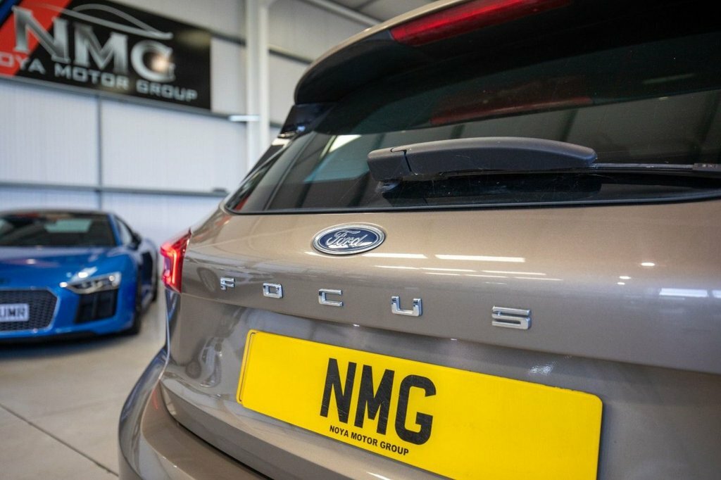 Ford Focus 1.0T Ecoboost St-line Euro 6 Ss White #10