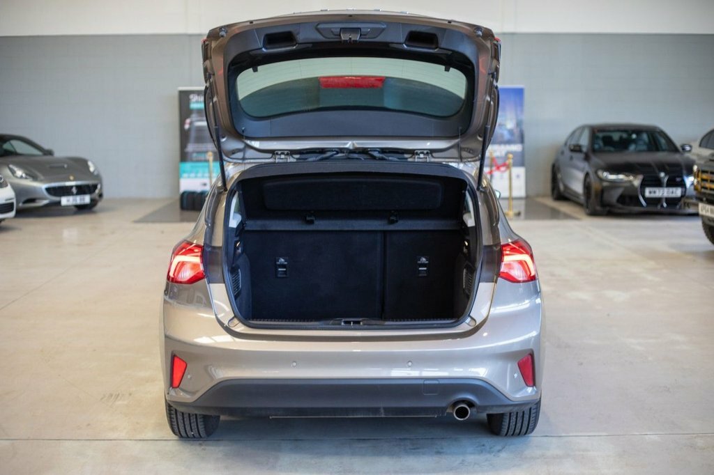 Ford Focus 1.0T Ecoboost St-line Euro 6 Ss White #35