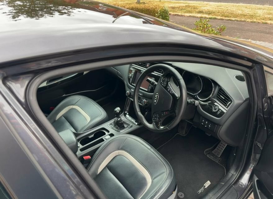 Kia Ceed 1.6L 4 Tech Silver #2