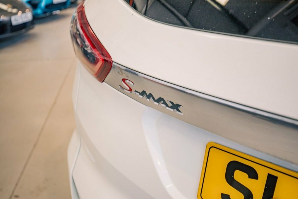 Ford S-Max 2L Titanium White #4
