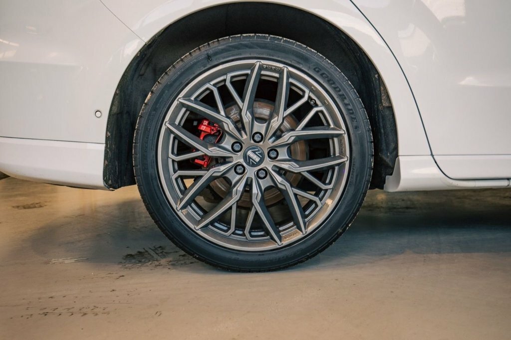 Ford S-Max 2L Titanium White #5