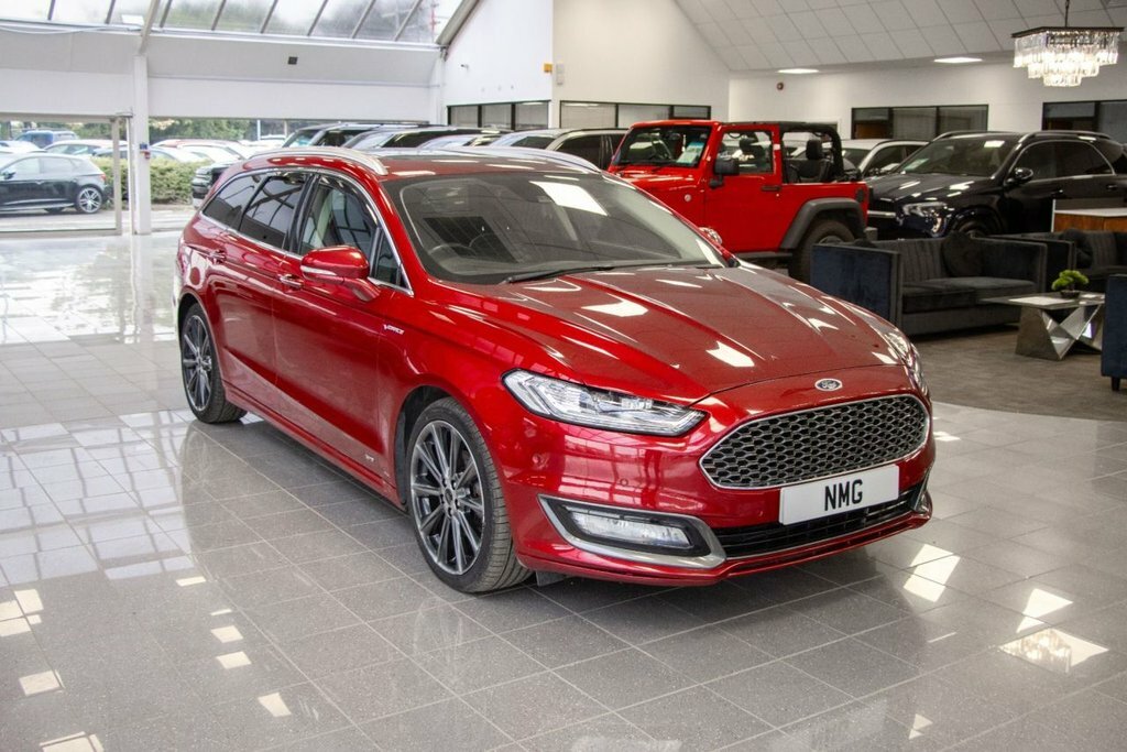 Ford Mondeo 2L Vignale Red #4