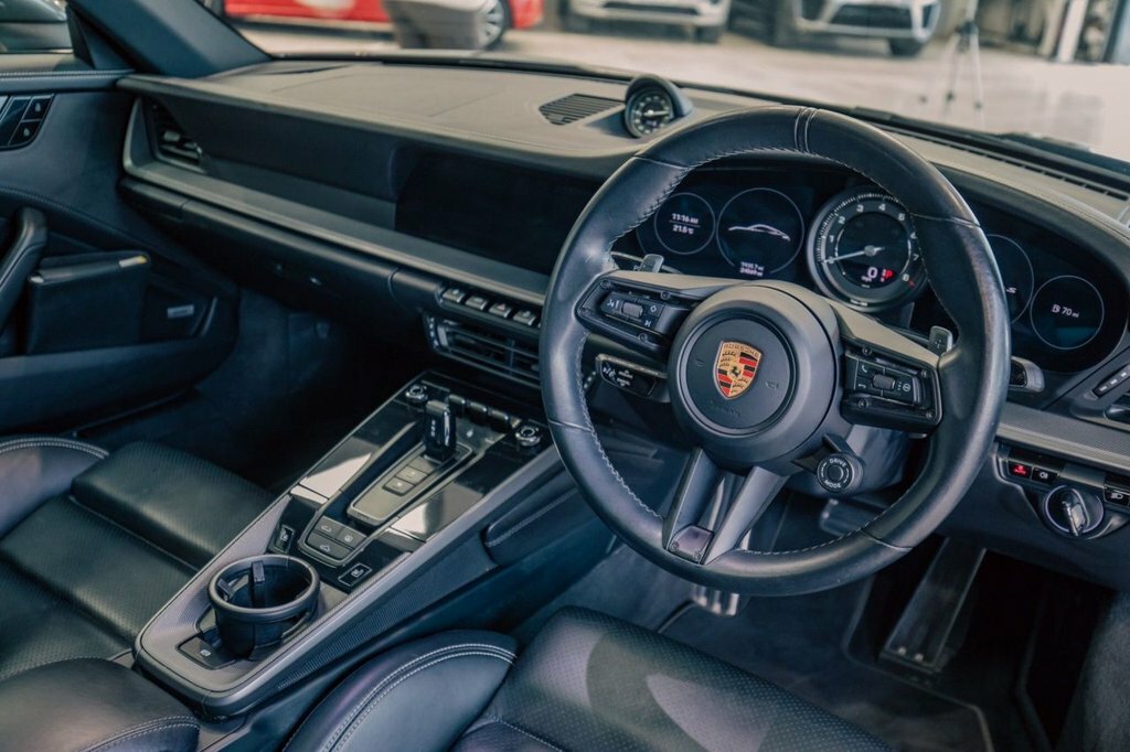 Porsche 911 3L 992 Carrera S Grey
