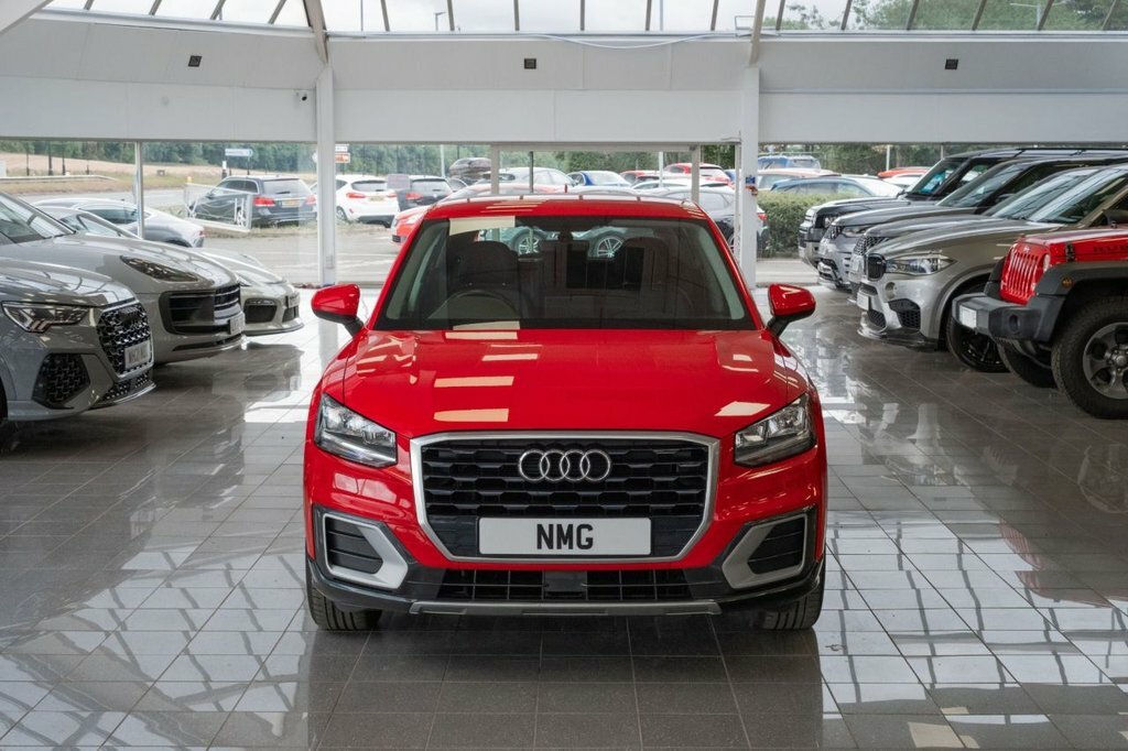 Audi Q2 1L Se Red #6