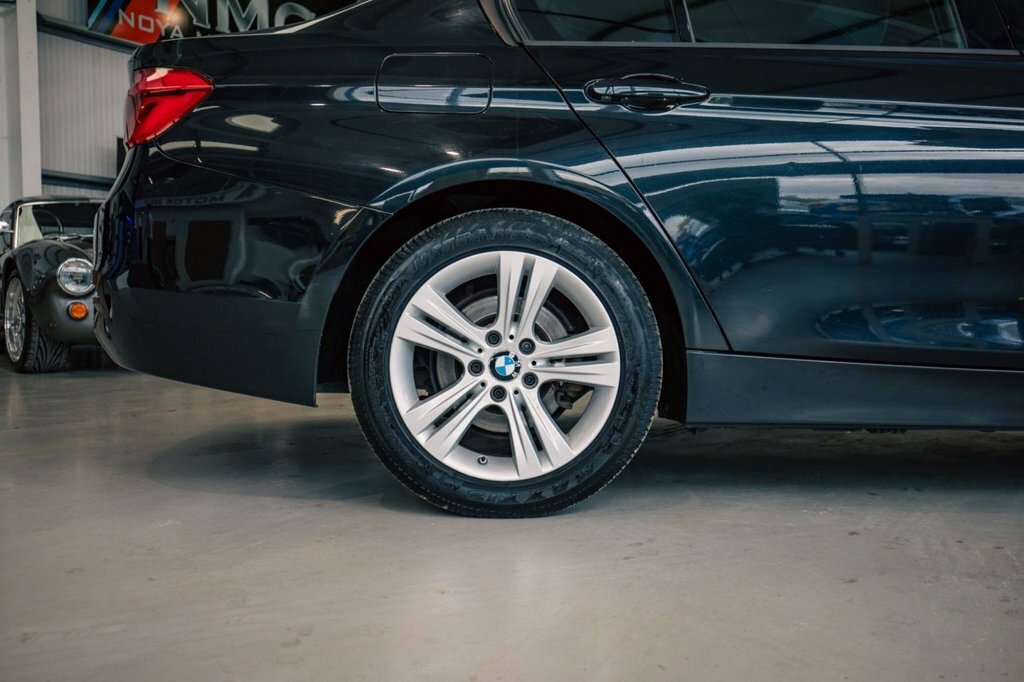 BMW 3 Series 2L Sport Black #6