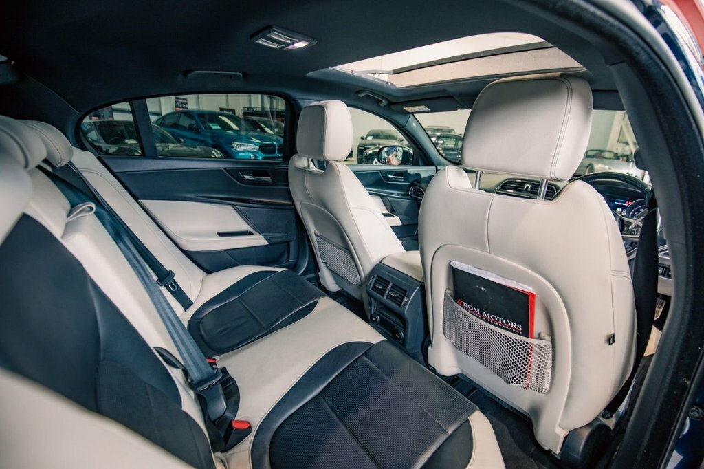 Jaguar XE 3L S Orange #6
