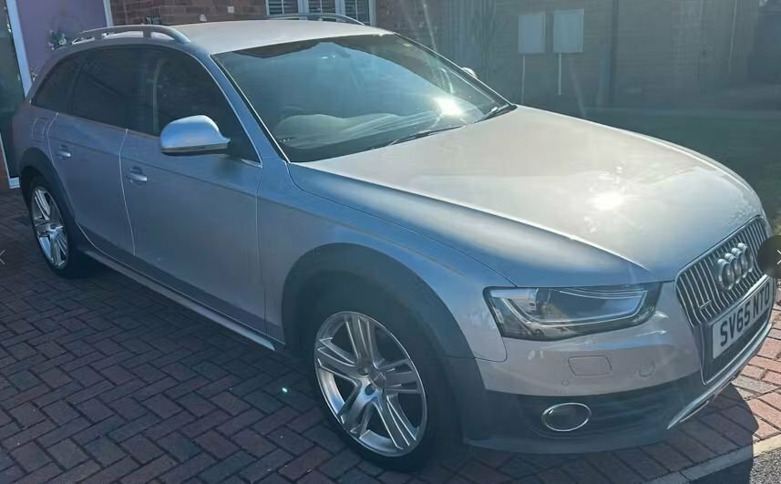 Audi A4 Allroad 2L Sport Silver