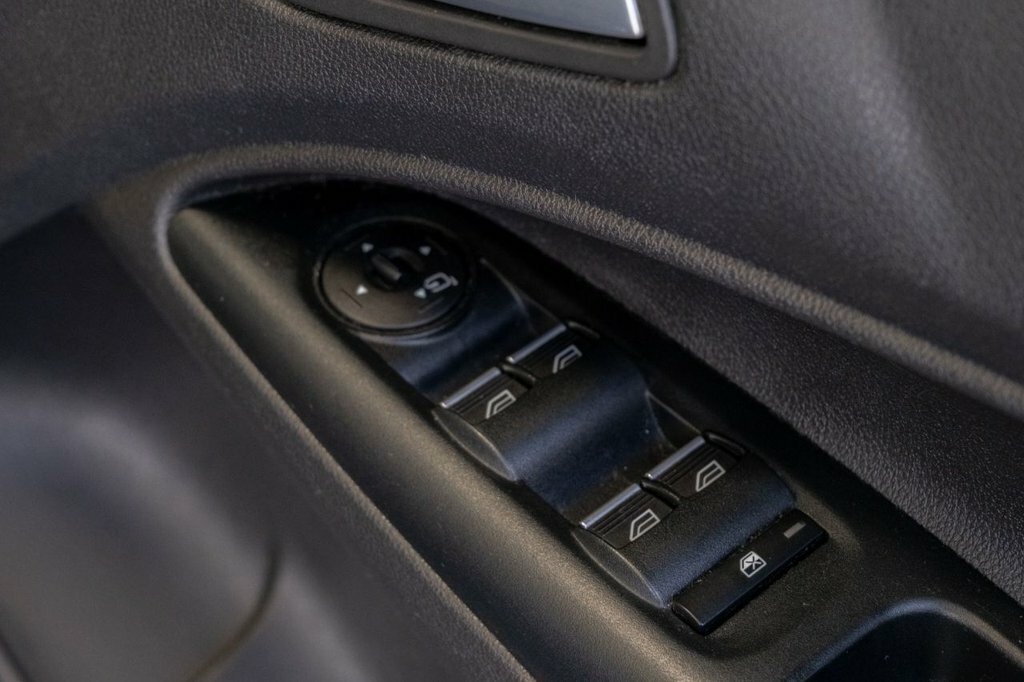 Ford Grand Tourneo Connect Tdci Zetec #24