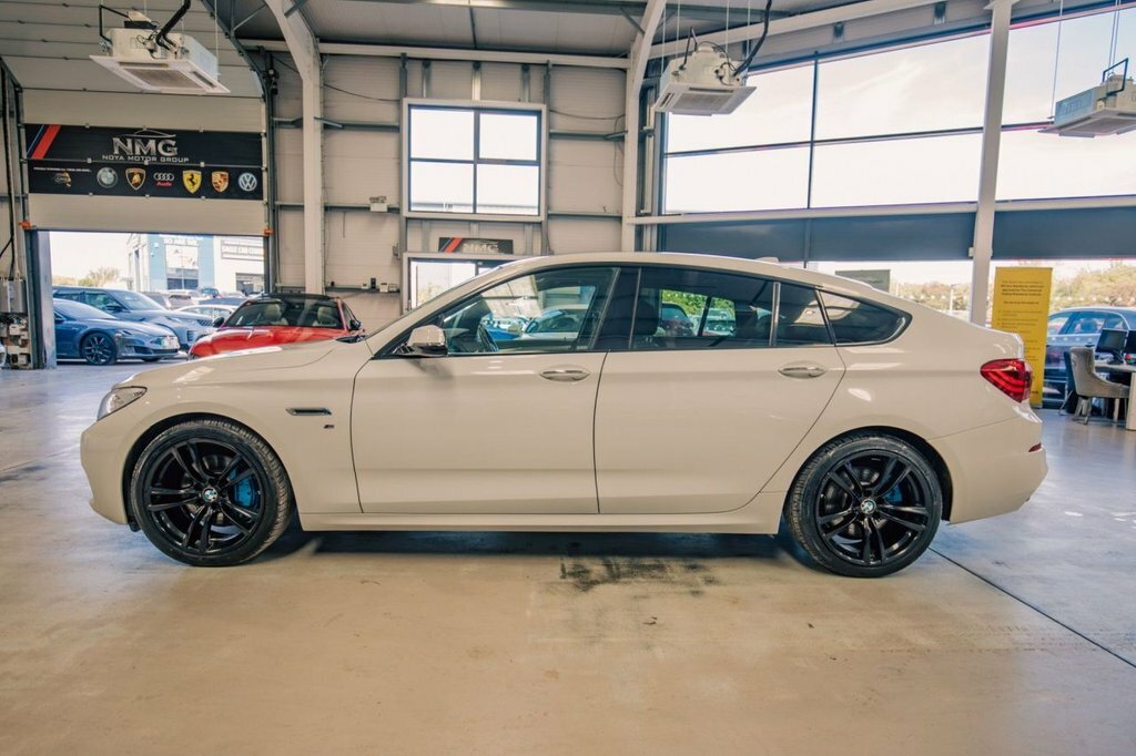 BMW 5 Series Gran Turismo 520D M Sport Gt White #26