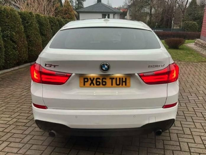 BMW 5 Series Gran Turismo 3L M Sport White #3