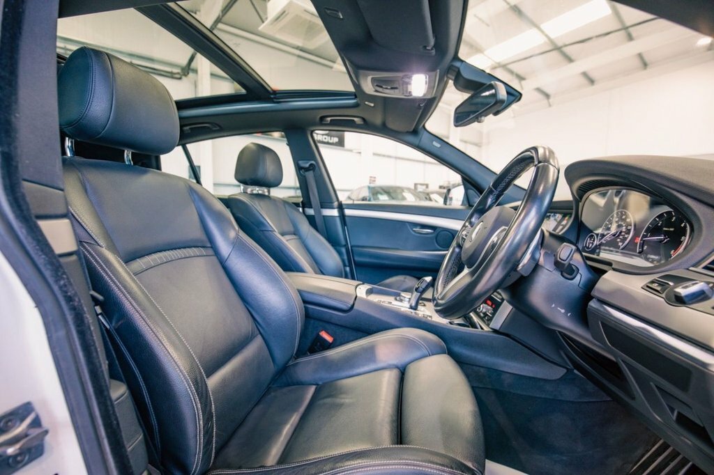 BMW 5 Series Gran Turismo 3L M Sport White
