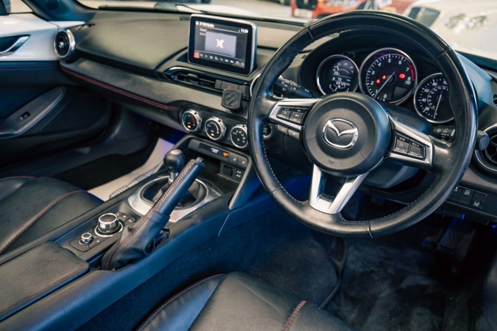 Mazda MX-5 2L Sport Nav White #2