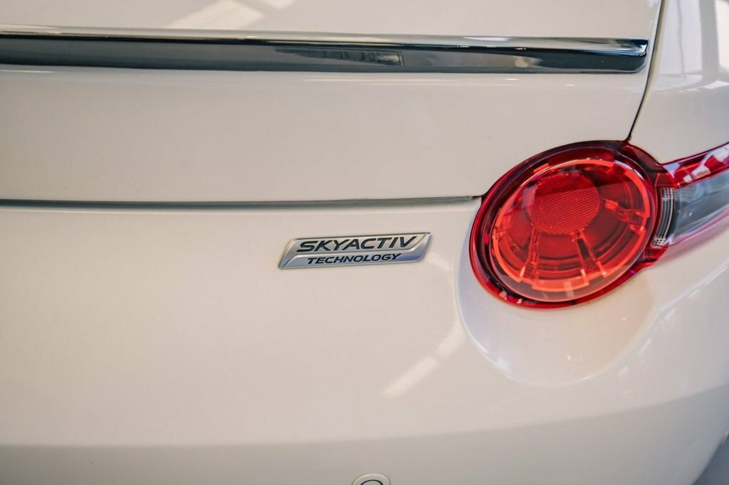 Mazda MX-5 2L Sport Nav White #5