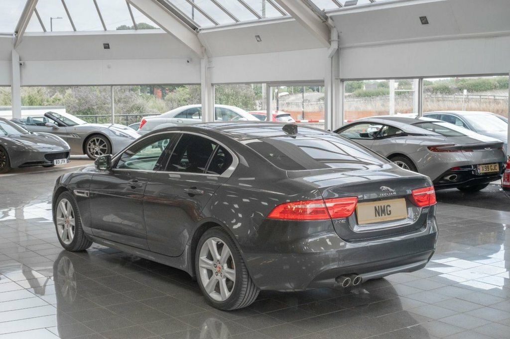 Jaguar XE 2L Portfolio Grey #4