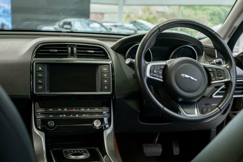 Jaguar XE 2L Portfolio Grey #2