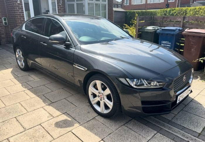 Jaguar XE 2L Portfolio Grey
