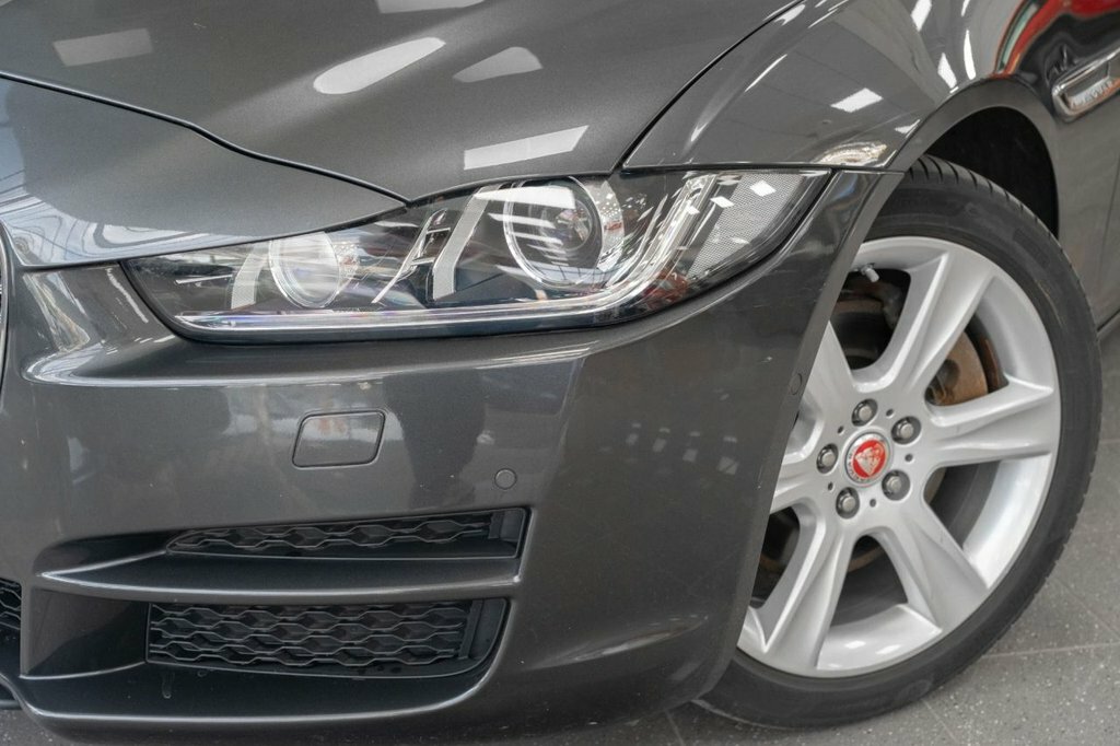 Jaguar XE 2L Portfolio Grey #5
