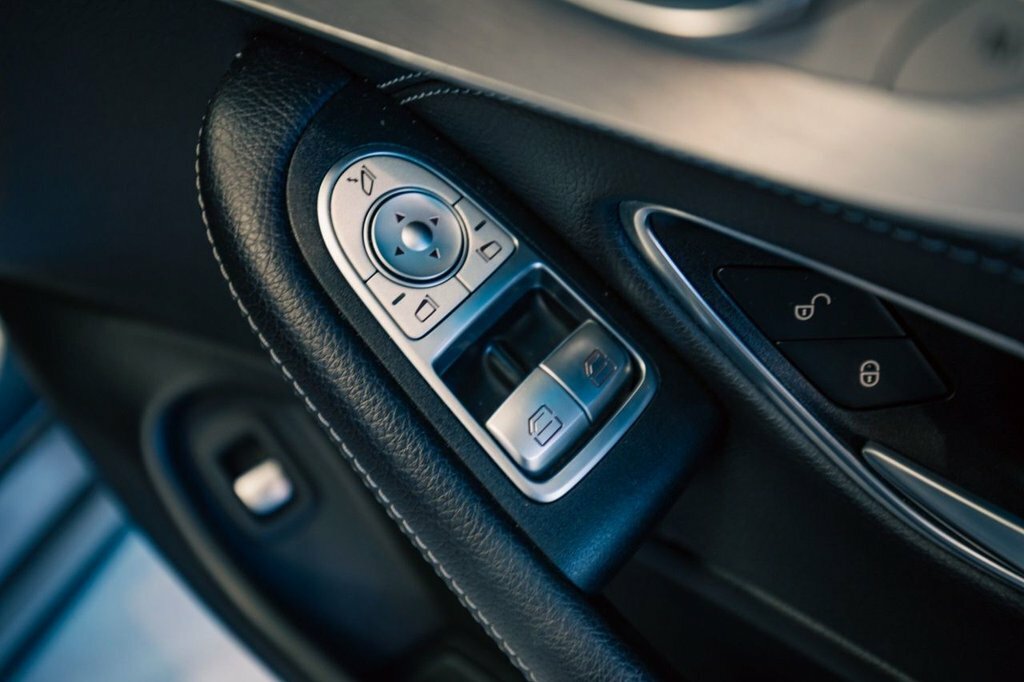 Mercedes-Benz C Class 2L Amg Line Grey #6