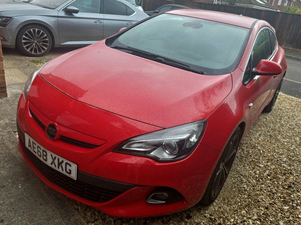 Vauxhall Astra GTC 1.4L Limited Edition Red #2