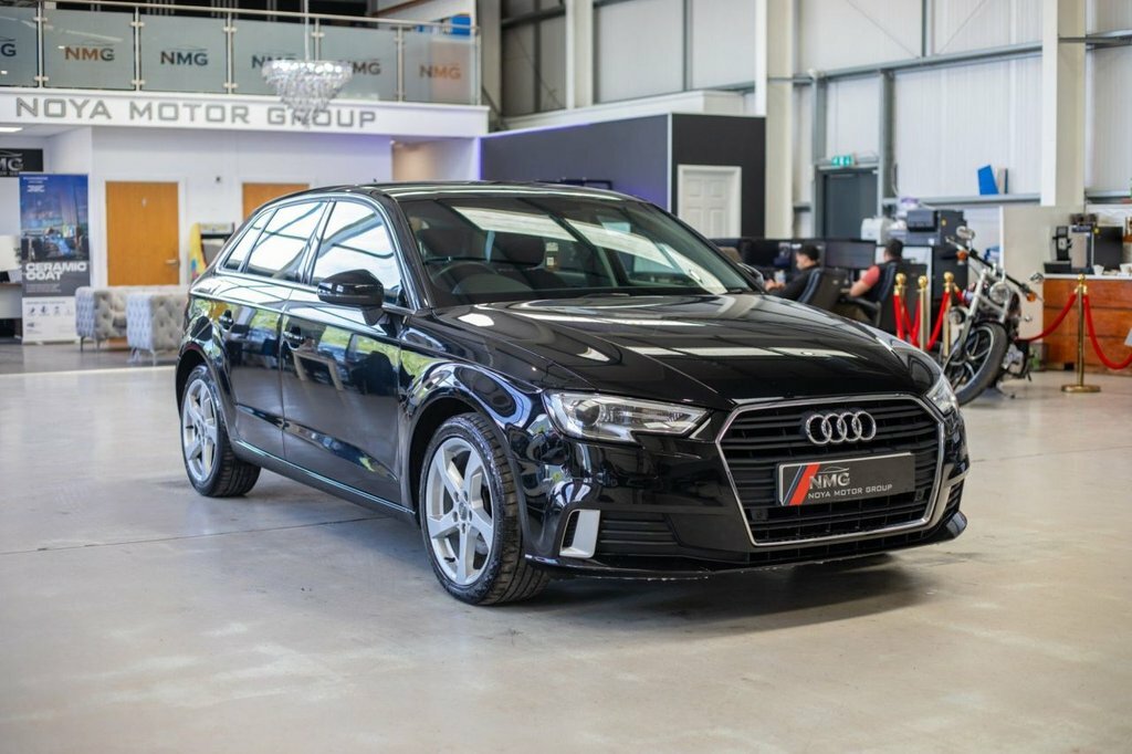 Audi A3 1.5L Sport Black #6