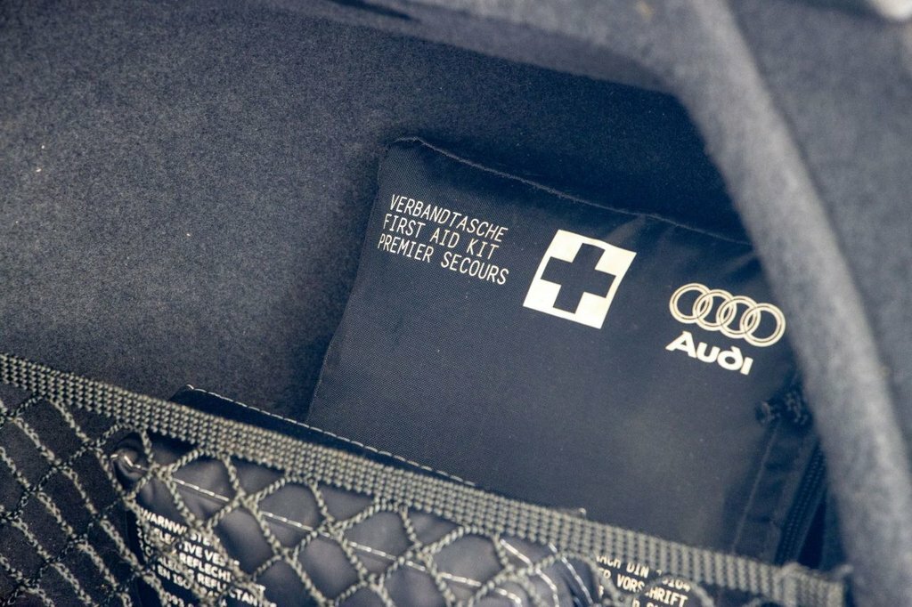 Audi A4 Avant Estate 2.0 Tdi Ultra Sport S Tronic Euro 6 Ss 5 Grey #12