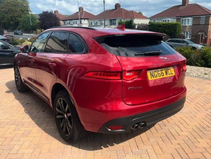 Jaguar F-Pace 2L R-sport NG66WCL Red #2