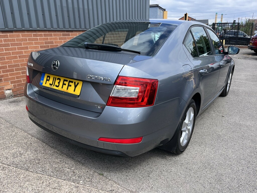 Skoda Octavia 1.4 Tsi Se Grey #3