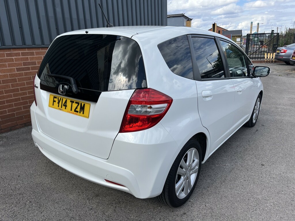 Honda Jazz 1.4 I-vtec Es Plus White #3