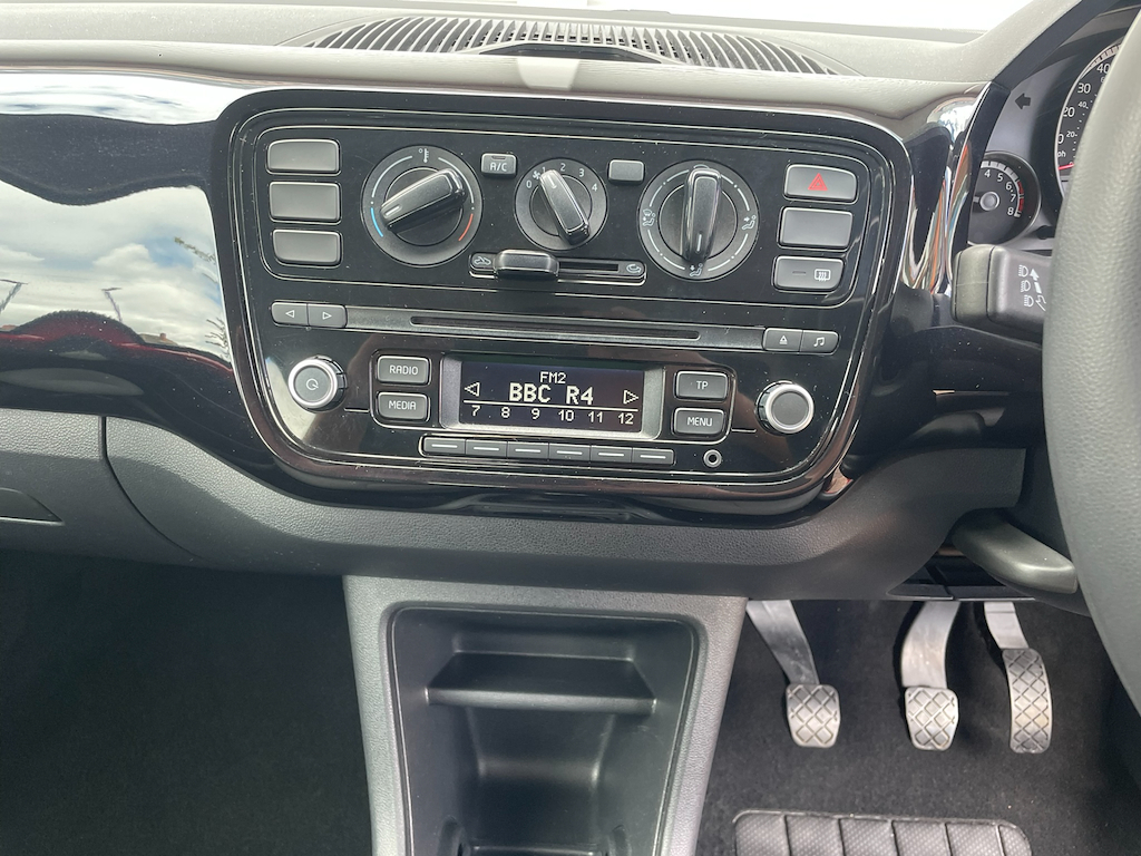Volkswagen Up High 1.0 75 Ps 5-Speed Red #12