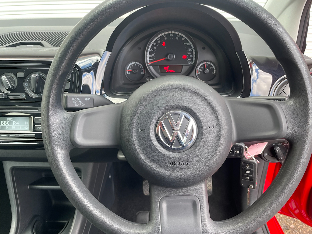 Volkswagen Up High 1.0 75 Ps 5-Speed Red #13