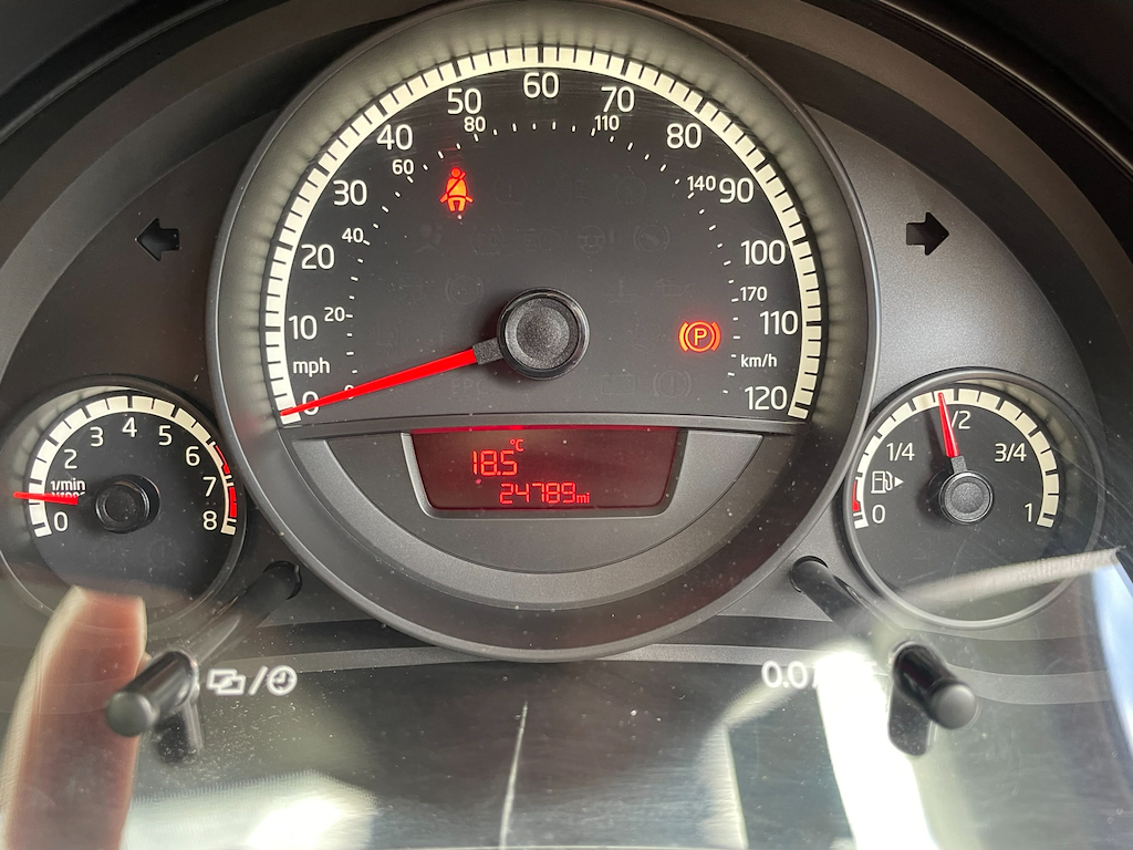 Volkswagen Up High 1.0 75 Ps 5-Speed Red #14
