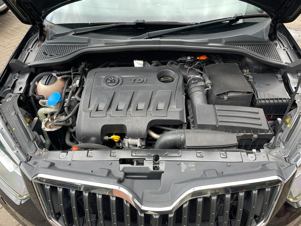 Skoda Yeti Suv Outdoor Elegance 2.0 Tdi 4X4 2014 Green #17