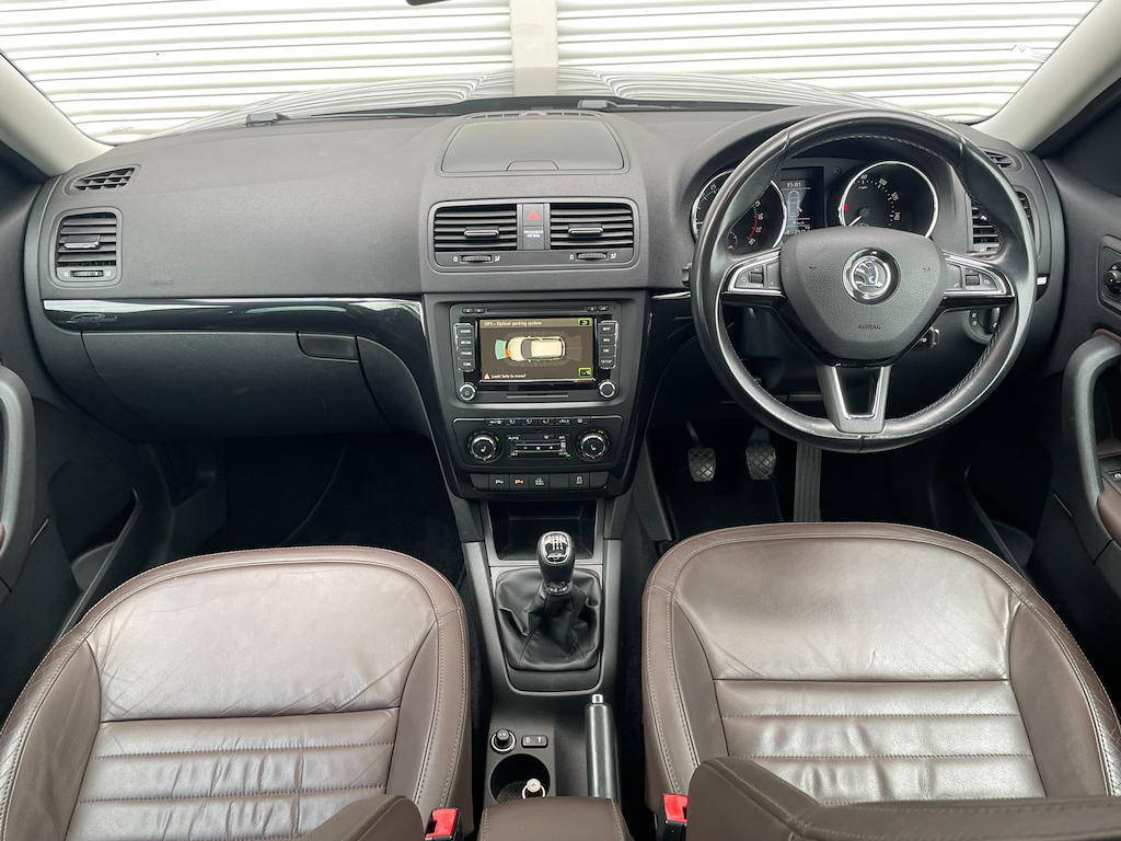 Skoda Yeti Suv Outdoor Elegance 2.0 Tdi 4X4 2014 Green #12