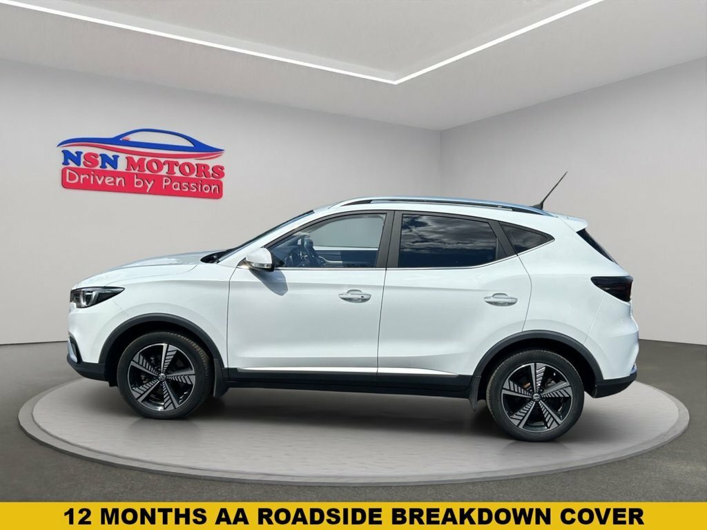 MG ZS 44.5Kwh Exclusive Suv 143 Ps White #3