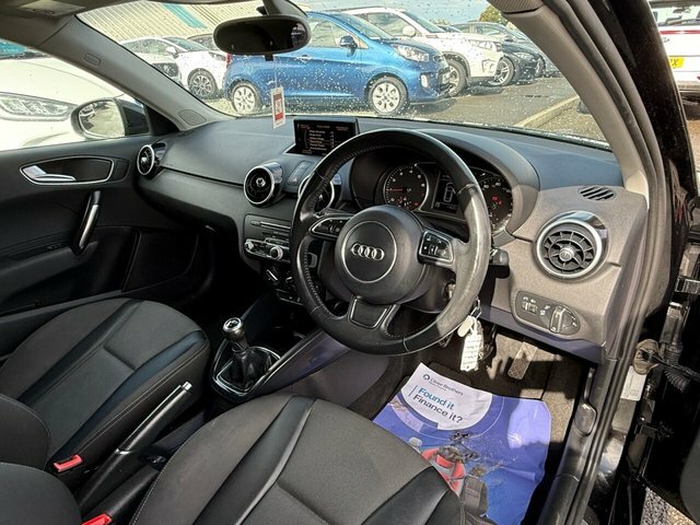 Audi A1 Tfsi Sport Sportback Black #5