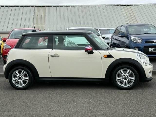 Mini Hatch Cooper 122 Bhp MX13SZF White #2