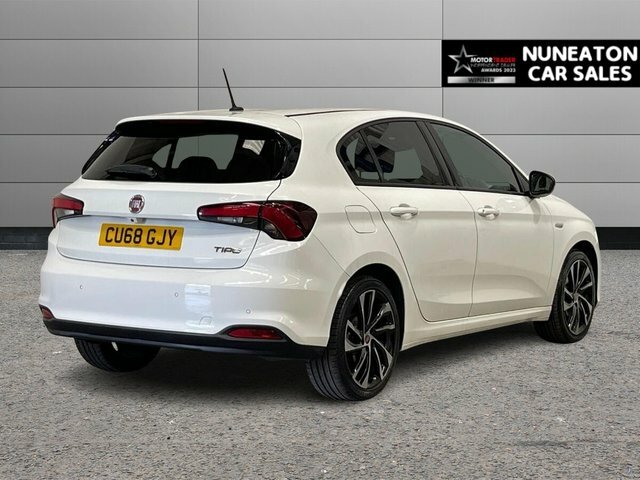 Fiat Tipo 1.4 T-jet S-design Hatchback Eur CU68GJY White #3