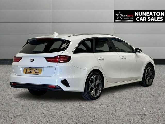 Kia Ceed 1.6 Crdi Mhev 3 Sportswagon Hybrid Dct White #3