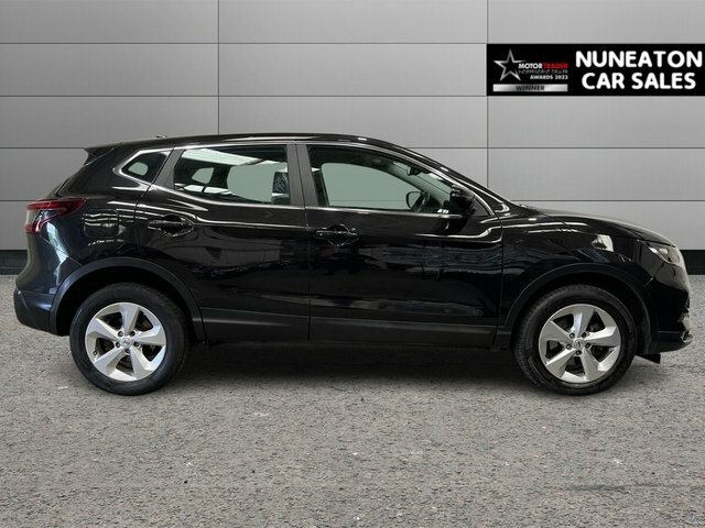 Nissan Qashqai 1.3 Dig-t Acenta Premium Suv Eur YB20GWV Black #2