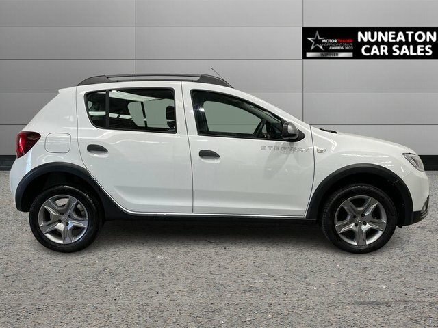 Dacia Sandero Stepway 0.9 Tce Comfort Hatchback Euro 6 White #2