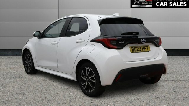 Toyota Yaris 1.5 Vvt-h Design Hatchback Hybrid E-cvt White #5