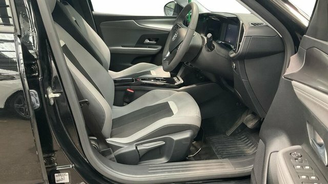 Vauxhall Mokka-e 50Kwh Design Suv 136 Ps Green #9