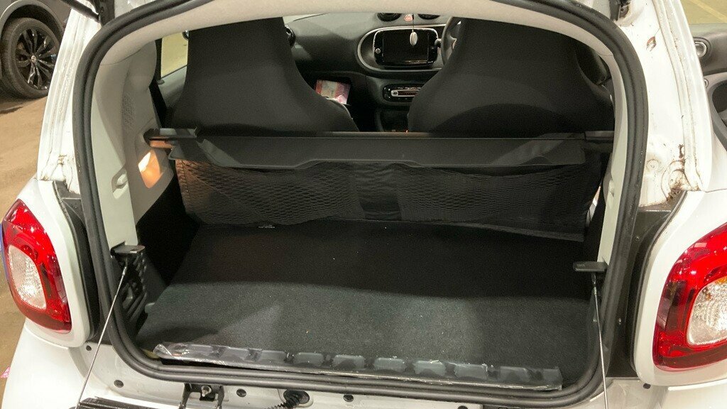 Smart Fortwo Coupe Eq Fortwo Pulse Premium White #26
