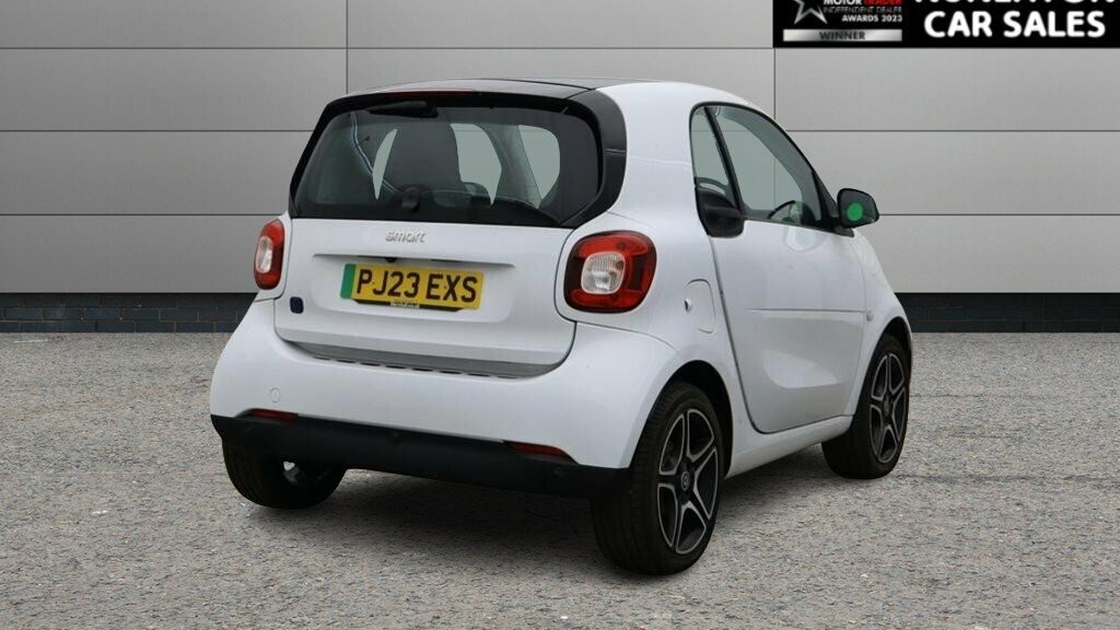 Smart Fortwo Coupe Eq Fortwo Pulse Premium White #16
