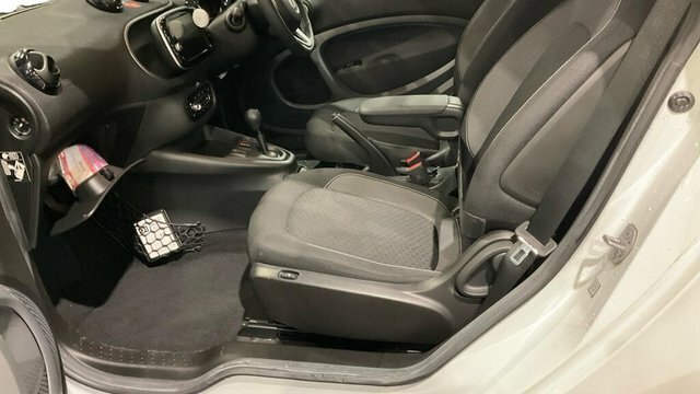 Smart Fortwo Coupe Eq Fortwo Pulse Premium White #12