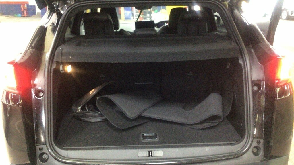 Peugeot 3008 Gt Black #22