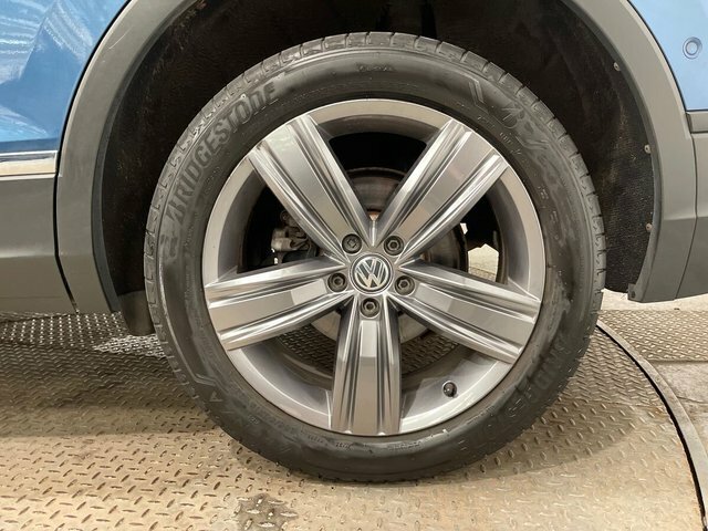 Volkswagen Tiguan Allspace Match Black #25