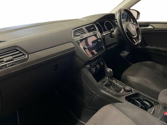 Volkswagen Tiguan Allspace Match Black #13