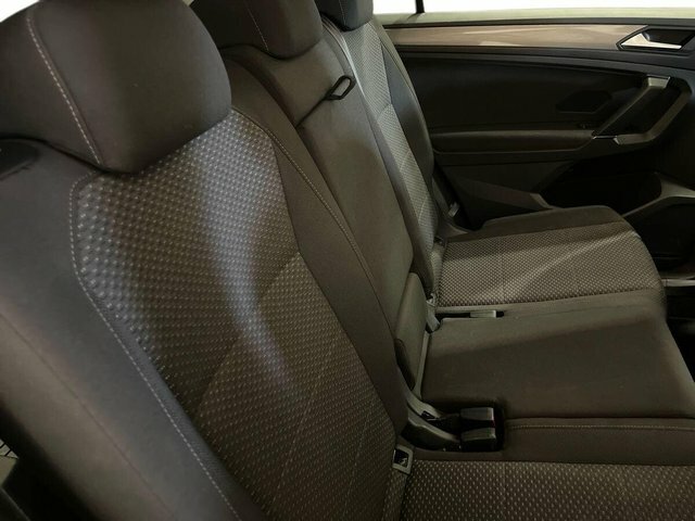 Volkswagen Tiguan Allspace Match Black #21